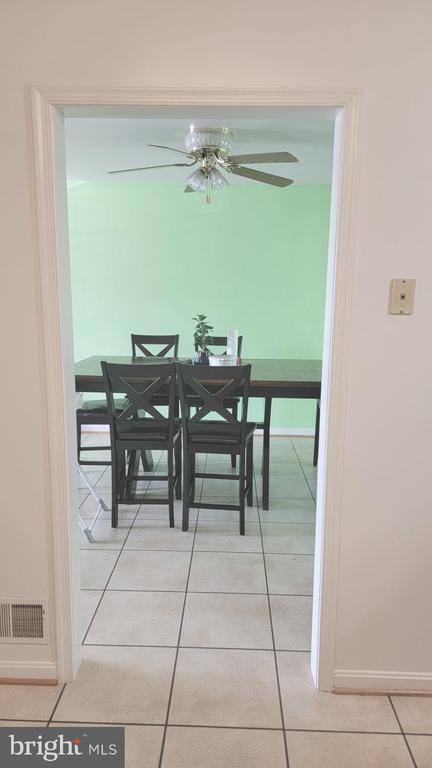 620 CLUBHOUSE WAY, CULPEPER, Virginia 22701, 4 Bedrooms Bedrooms, ,2 BathroomsBathrooms,Residential,MEADOWS OF CULPEPER,620 CLUBHOUSE WAY,VACU2013432 MLS # VACU2013432