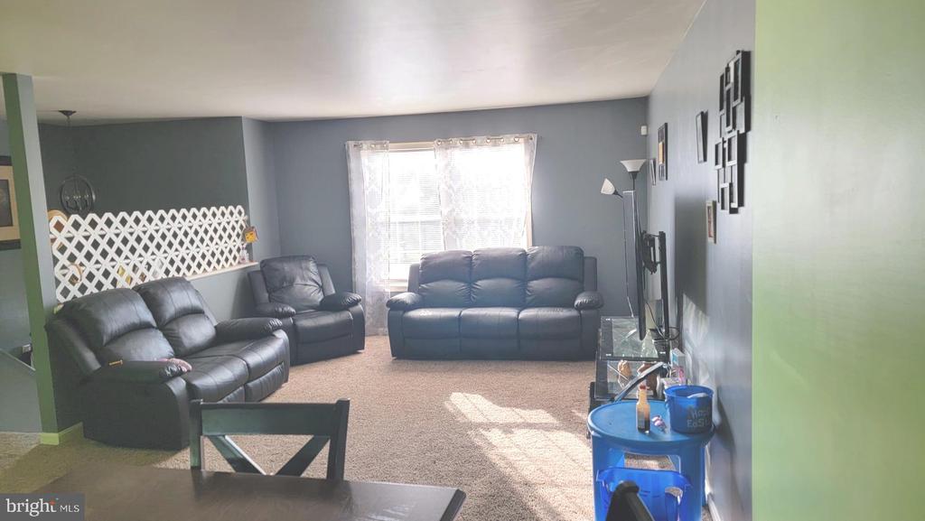 620 CLUBHOUSE WAY, CULPEPER, Virginia 22701, 4 Bedrooms Bedrooms, ,2 BathroomsBathrooms,Residential,MEADOWS OF CULPEPER,620 CLUBHOUSE WAY,VACU2013432 MLS # VACU2013432