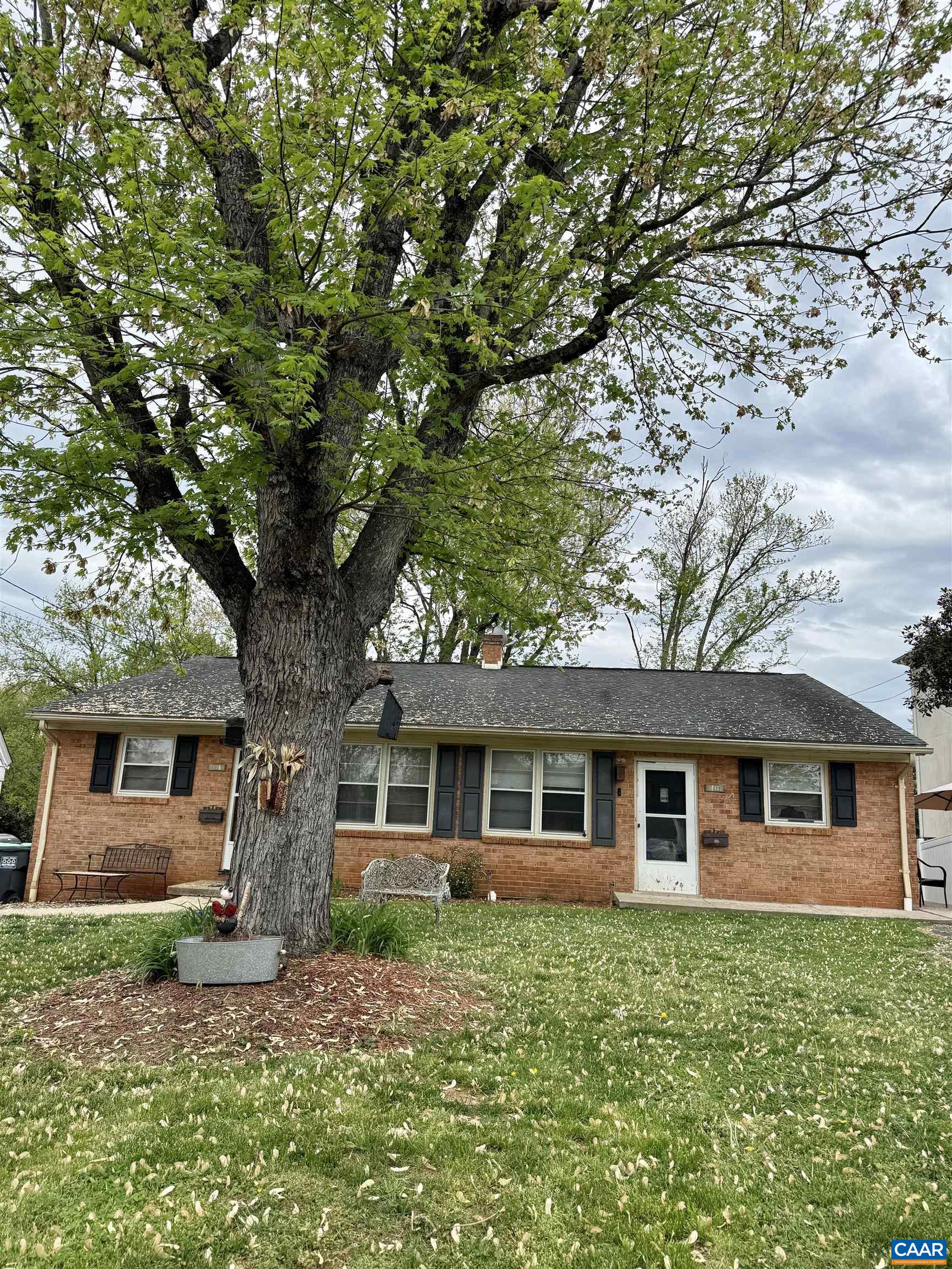 114 HARRIS RD, CHARLOTTESVILLE, Virginia 22903, ,Residential,114 HARRIS RD,676328 MLS # 676328