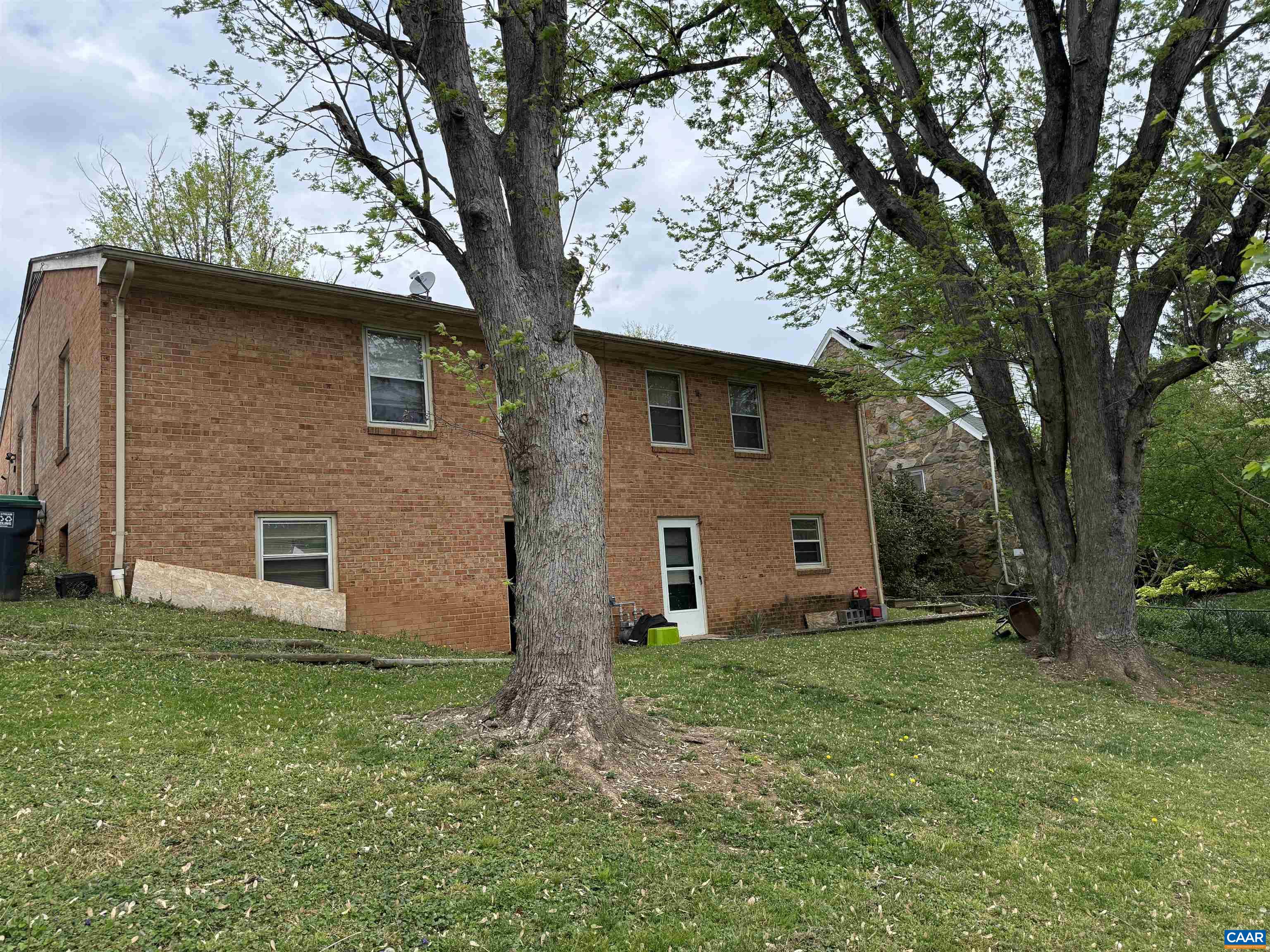 114 HARRIS RD, CHARLOTTESVILLE, Virginia 22903, ,Residential,114 HARRIS RD,676328 MLS # 676328