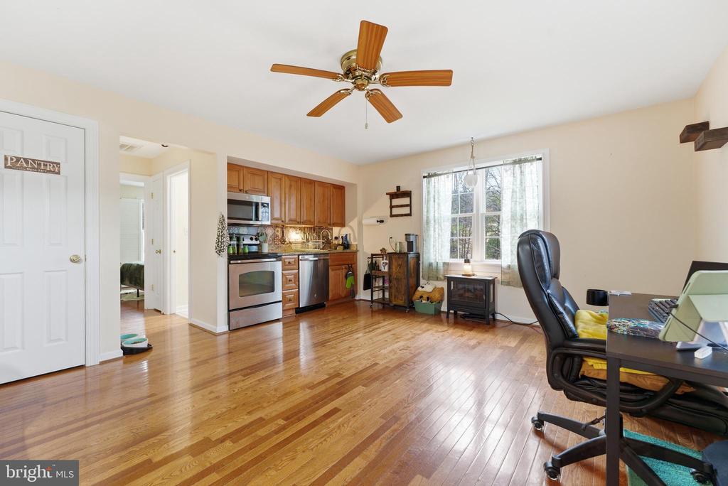 3608 N RED OAK LN, DELAPLANE, Virginia 20144, 4 Bedrooms Bedrooms, ,4 BathroomsBathrooms,Residential,3608 N RED OAK LN,VAFQ2021324 MLS # VAFQ2021324