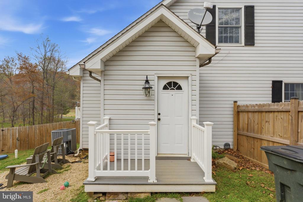 3608 N RED OAK LN, DELAPLANE, Virginia 20144, 4 Bedrooms Bedrooms, ,4 BathroomsBathrooms,Residential,3608 N RED OAK LN,VAFQ2021324 MLS # VAFQ2021324