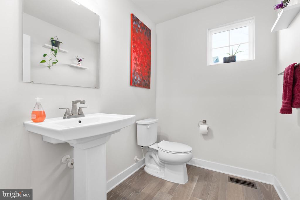 12301 FAWN LAKE PKWY, SPOTSYLVANIA, Virginia 22551, 5 Bedrooms Bedrooms, ,4 BathroomsBathrooms,Residential,12301 FAWN LAKE PKWY,VASP2041292 MLS # VASP2041292