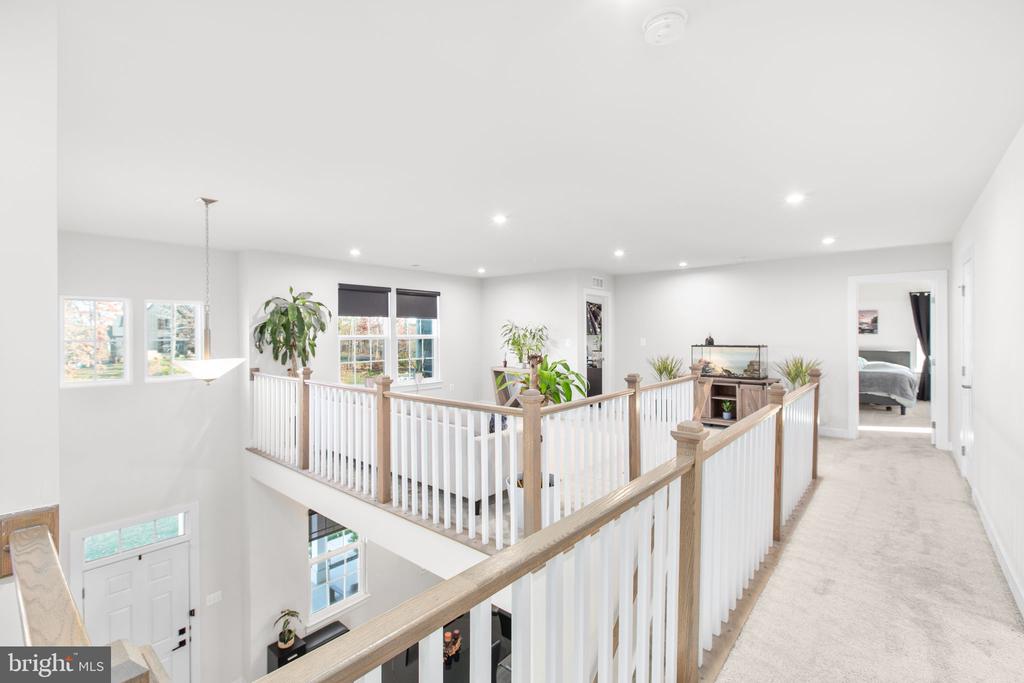 12301 FAWN LAKE PKWY, SPOTSYLVANIA, Virginia 22551, 5 Bedrooms Bedrooms, ,4 BathroomsBathrooms,Residential,12301 FAWN LAKE PKWY,VASP2041292 MLS # VASP2041292