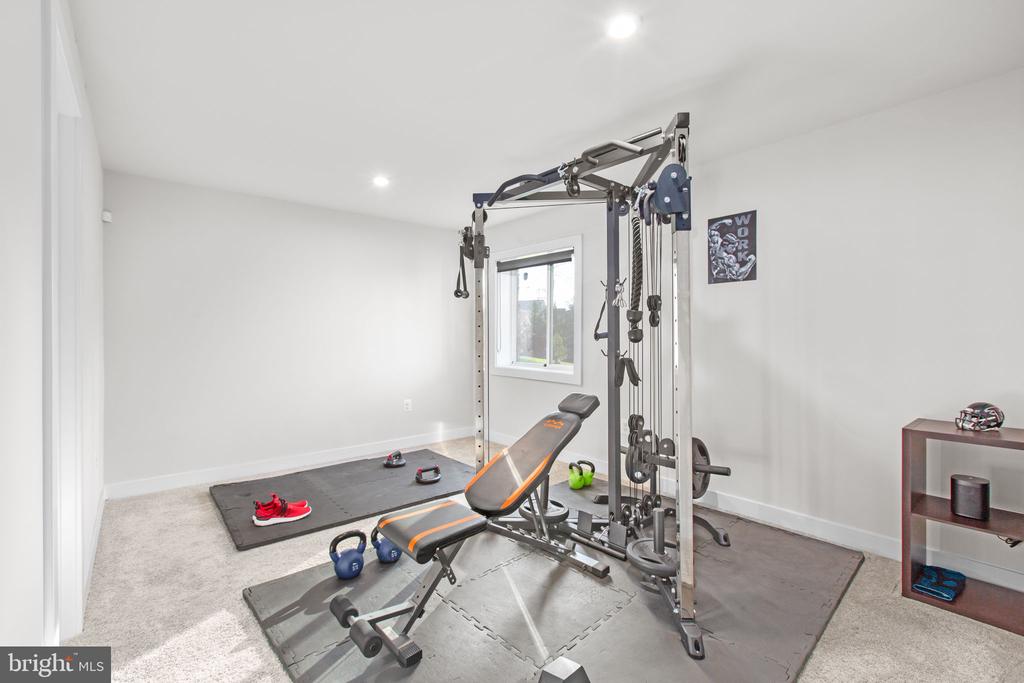 12301 FAWN LAKE PKWY, SPOTSYLVANIA, Virginia 22551, 5 Bedrooms Bedrooms, ,4 BathroomsBathrooms,Residential,12301 FAWN LAKE PKWY,VASP2041292 MLS # VASP2041292