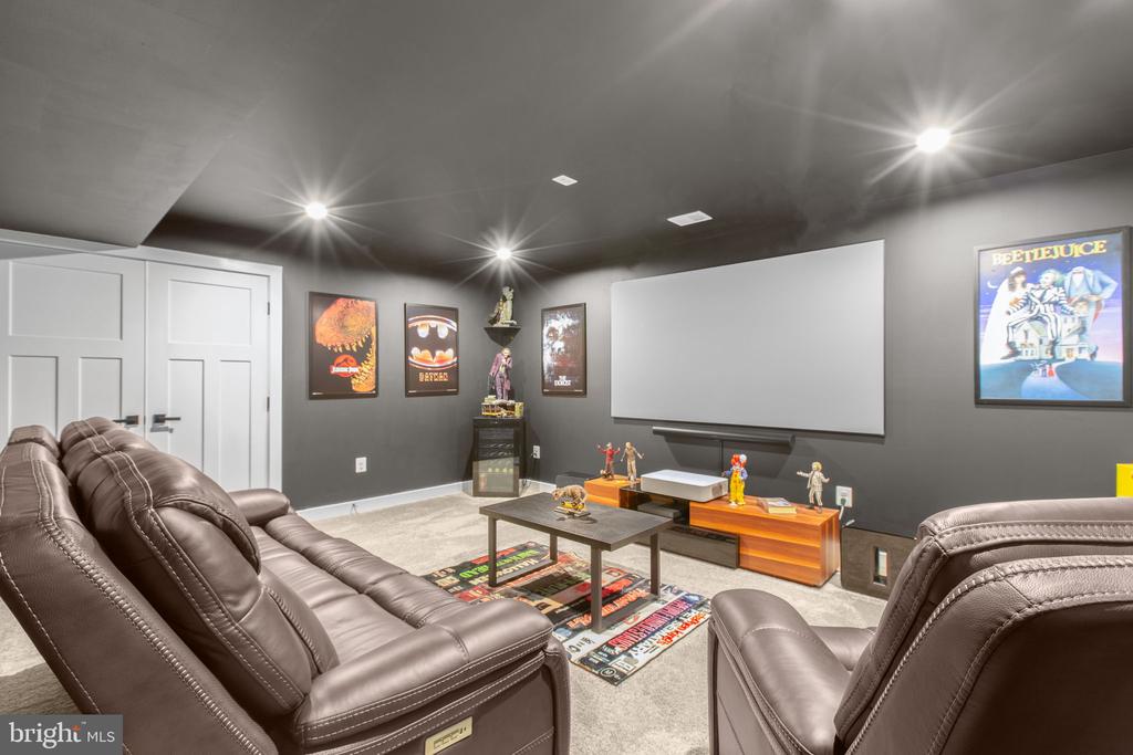 12301 FAWN LAKE PKWY, SPOTSYLVANIA, Virginia 22551, 5 Bedrooms Bedrooms, ,4 BathroomsBathrooms,Residential,12301 FAWN LAKE PKWY,VASP2041292 MLS # VASP2041292