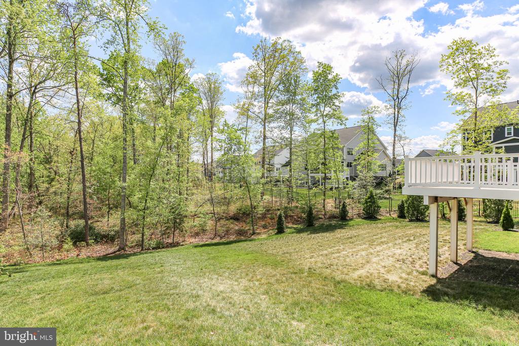 12301 FAWN LAKE PKWY, SPOTSYLVANIA, Virginia 22551, 5 Bedrooms Bedrooms, ,4 BathroomsBathrooms,Residential,12301 FAWN LAKE PKWY,VASP2041292 MLS # VASP2041292