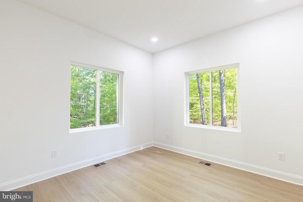 6103 BELMONT RD, MINERAL, Virginia 23117, 4 Bedrooms Bedrooms, ,3 BathroomsBathrooms,Residential,6103 BELMONT RD,VASP2041320 MLS # VASP2041320