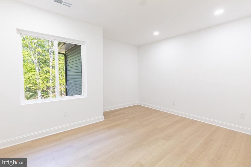 6103 BELMONT RD, MINERAL, Virginia 23117, 4 Bedrooms Bedrooms, ,3 BathroomsBathrooms,Residential,6103 BELMONT RD,VASP2041320 MLS # VASP2041320