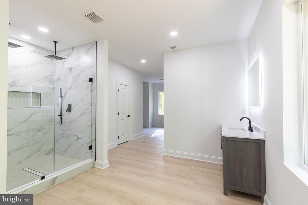 6103 BELMONT RD, MINERAL, Virginia 23117, 4 Bedrooms Bedrooms, ,3 BathroomsBathrooms,Residential,6103 BELMONT RD,VASP2041320 MLS # VASP2041320