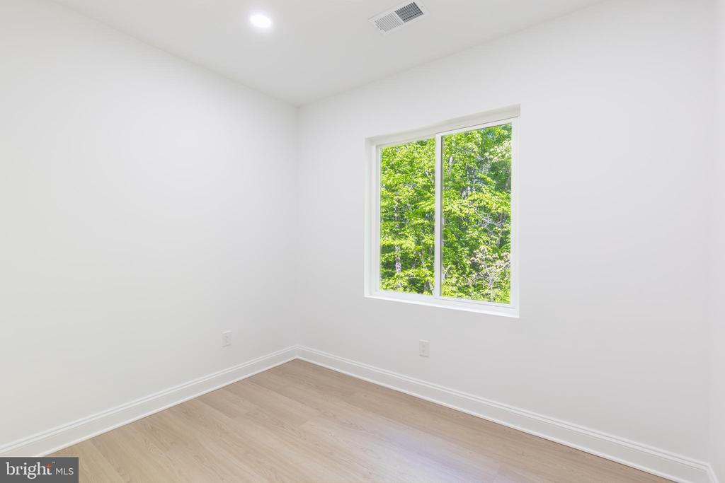 6103 BELMONT RD, MINERAL, Virginia 23117, 4 Bedrooms Bedrooms, ,3 BathroomsBathrooms,Residential,6103 BELMONT RD,VASP2041320 MLS # VASP2041320