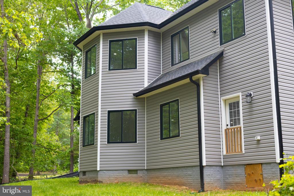 6103 BELMONT RD, MINERAL, Virginia 23117, 4 Bedrooms Bedrooms, ,3 BathroomsBathrooms,Residential,6103 BELMONT RD,VASP2041320 MLS # VASP2041320