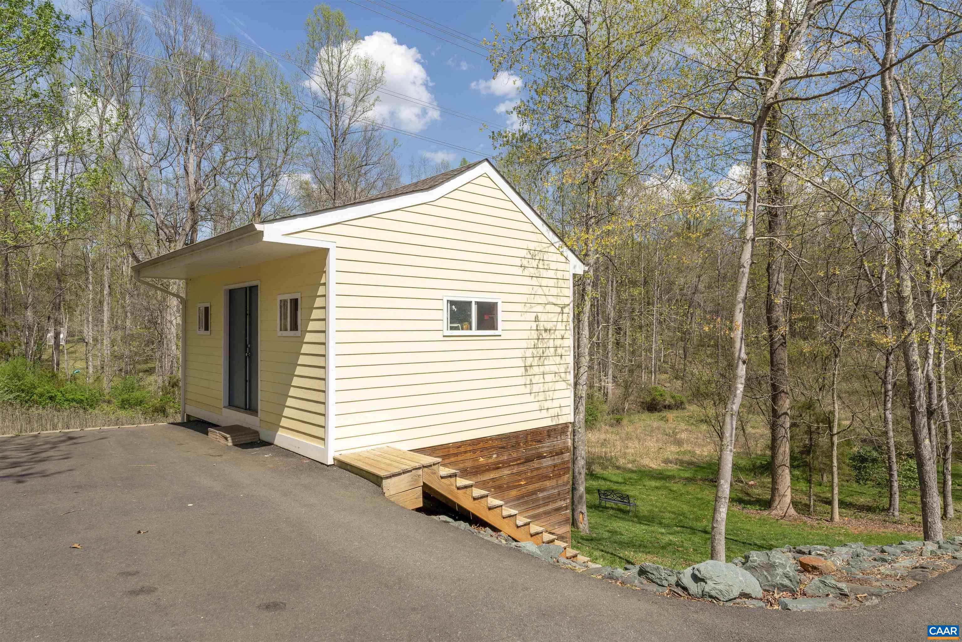 2700 WILLOW OAK CIR, CHARLOTTESVILLE, Virginia 22901, 4 Bedrooms Bedrooms, ,2 BathroomsBathrooms,Residential,Ivy Oaks -Exceptional Ivy Retreat | Outdoor Kitche,2700 WILLOW OAK CIR,675798 MLS # 675798