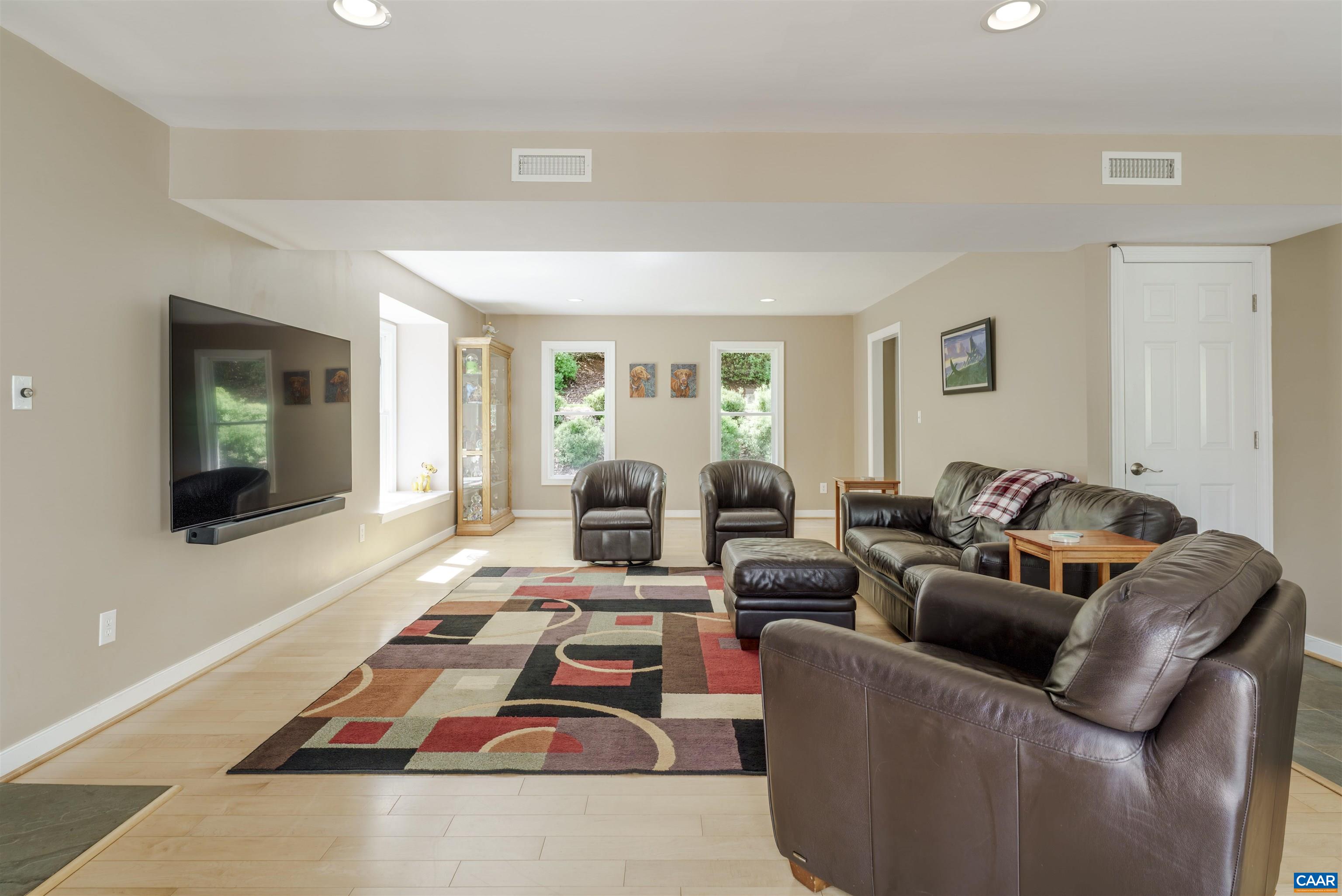 2700 WILLOW OAK CIR, CHARLOTTESVILLE, Virginia 22901, 4 Bedrooms Bedrooms, ,2 BathroomsBathrooms,Residential,Ivy Oaks -Exceptional Ivy Retreat | Outdoor Kitche,2700 WILLOW OAK CIR,675798 MLS # 675798