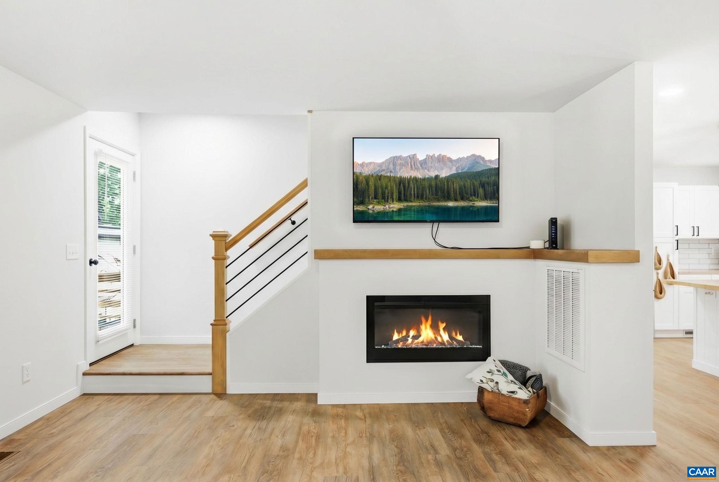 701 W 9TH ST, MINERAL, Virginia 23117, 5 Bedrooms Bedrooms, ,2 BathroomsBathrooms,Residential,701 W 9TH ST,675836 MLS # 675836