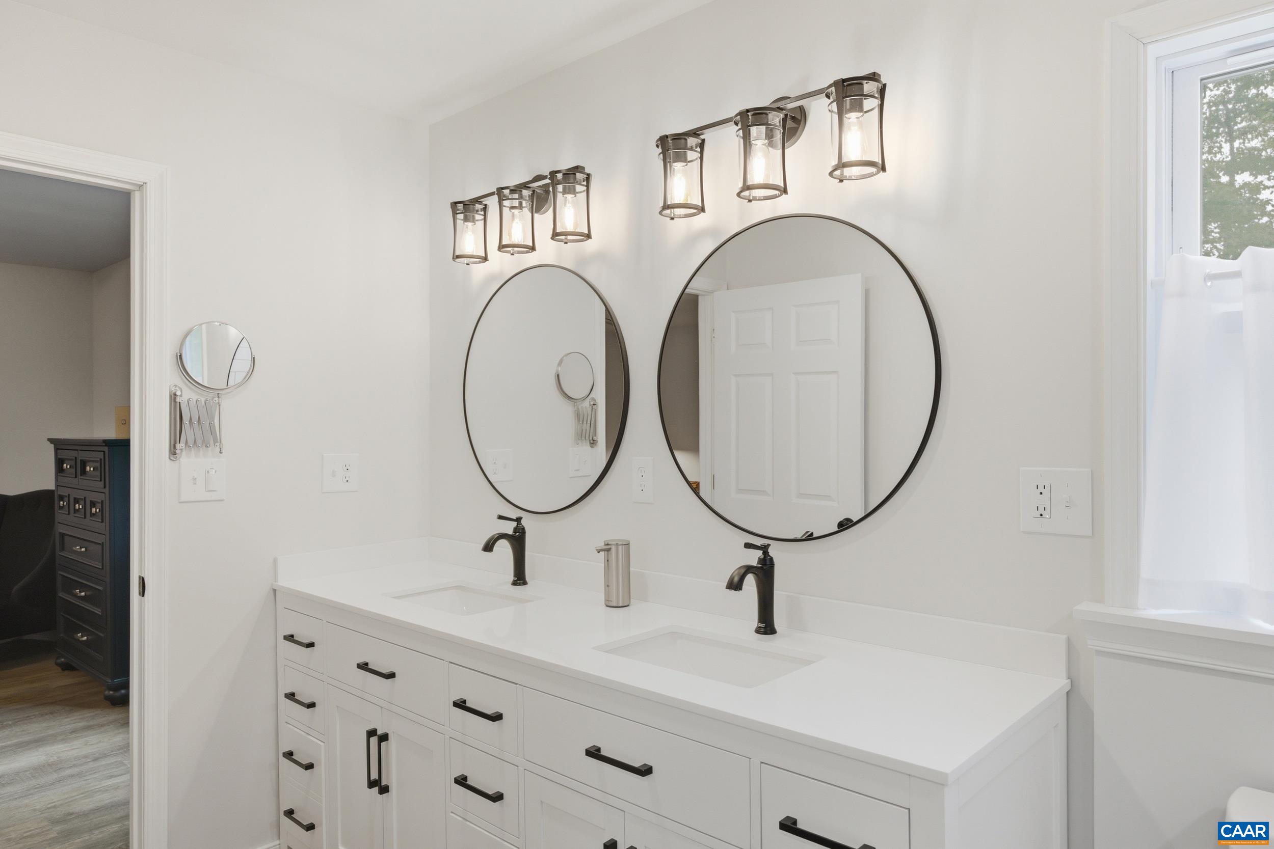 701 W 9TH ST, MINERAL, Virginia 23117, 5 Bedrooms Bedrooms, ,2 BathroomsBathrooms,Residential,701 W 9TH ST,675836 MLS # 675836