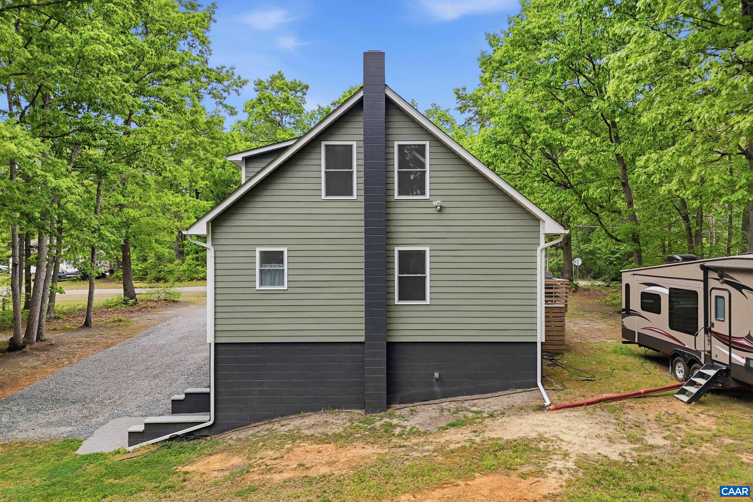 701 W 9TH ST, MINERAL, Virginia 23117, 5 Bedrooms Bedrooms, ,2 BathroomsBathrooms,Residential,701 W 9TH ST,675836 MLS # 675836