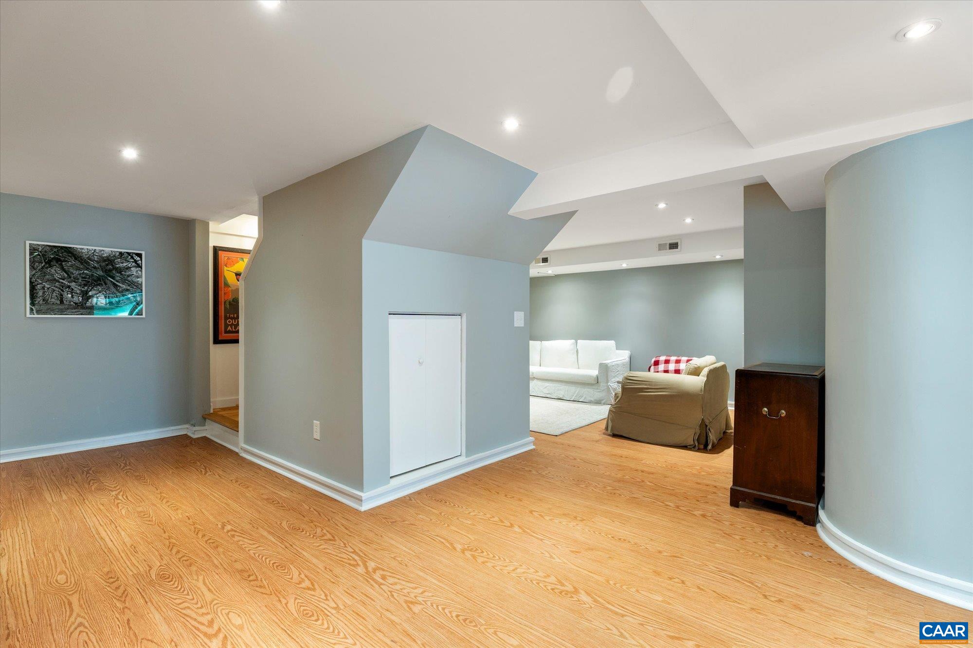 1116 EAST JEFFERSON ST, CHARLOTTESVILLE, Virginia 22902, 3 Bedrooms Bedrooms, ,2 BathroomsBathrooms,Residential,1116 EAST JEFFERSON ST,676326 MLS # 676326