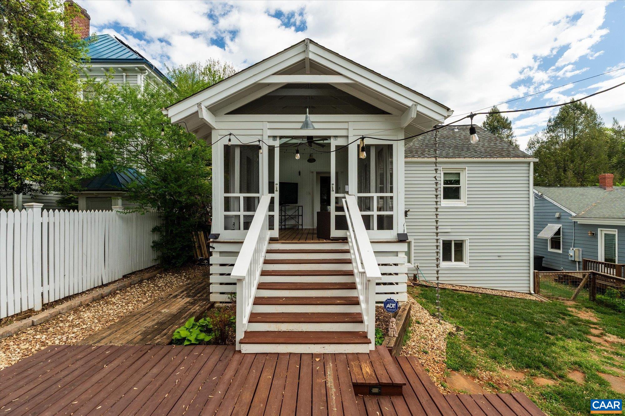 1116 EAST JEFFERSON ST, CHARLOTTESVILLE, Virginia 22902, 3 Bedrooms Bedrooms, ,2 BathroomsBathrooms,Residential,1116 EAST JEFFERSON ST,676326 MLS # 676326