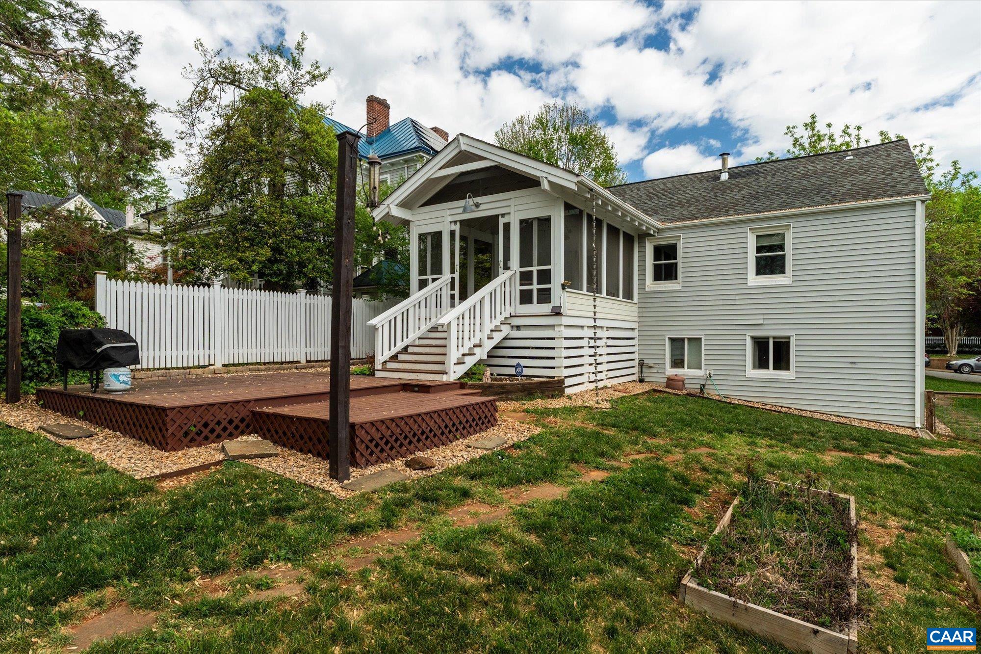 1116 EAST JEFFERSON ST, CHARLOTTESVILLE, Virginia 22902, 3 Bedrooms Bedrooms, ,2 BathroomsBathrooms,Residential,1116 EAST JEFFERSON ST,676326 MLS # 676326