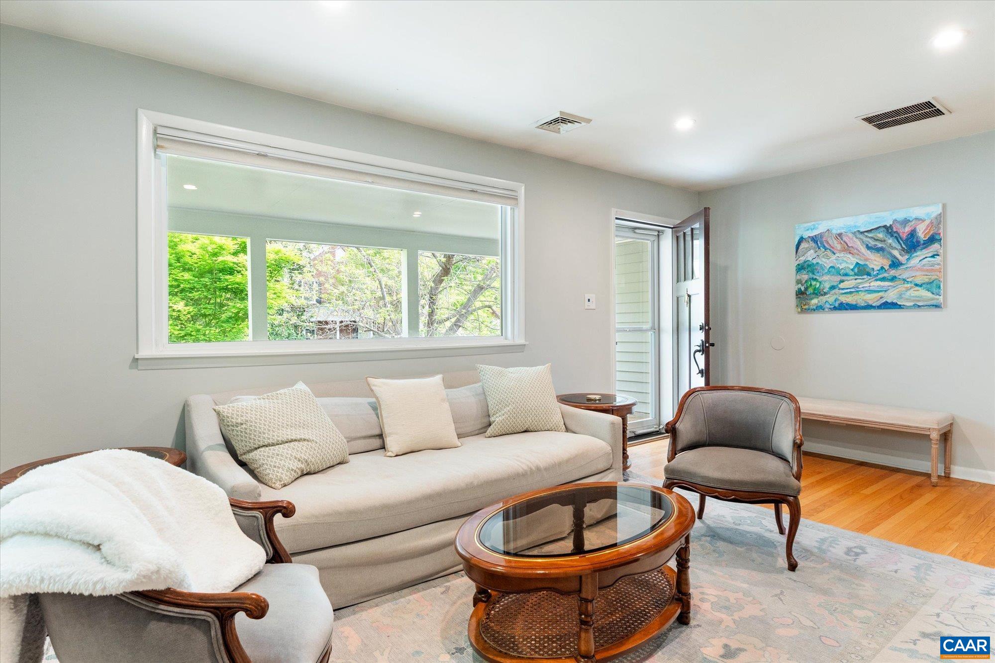 1116 EAST JEFFERSON ST, CHARLOTTESVILLE, Virginia 22902, 3 Bedrooms Bedrooms, ,2 BathroomsBathrooms,Residential,1116 EAST JEFFERSON ST,676326 MLS # 676326