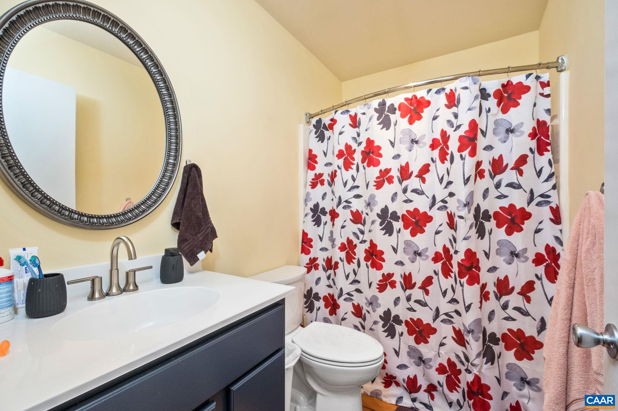 1256 MAPLE VIEW DR, CHARLOTTESVILLE, Virginia 22902, 3 Bedrooms Bedrooms, ,2 BathroomsBathrooms,Residential,1256 MAPLE VIEW DR,676327 MLS # 676327