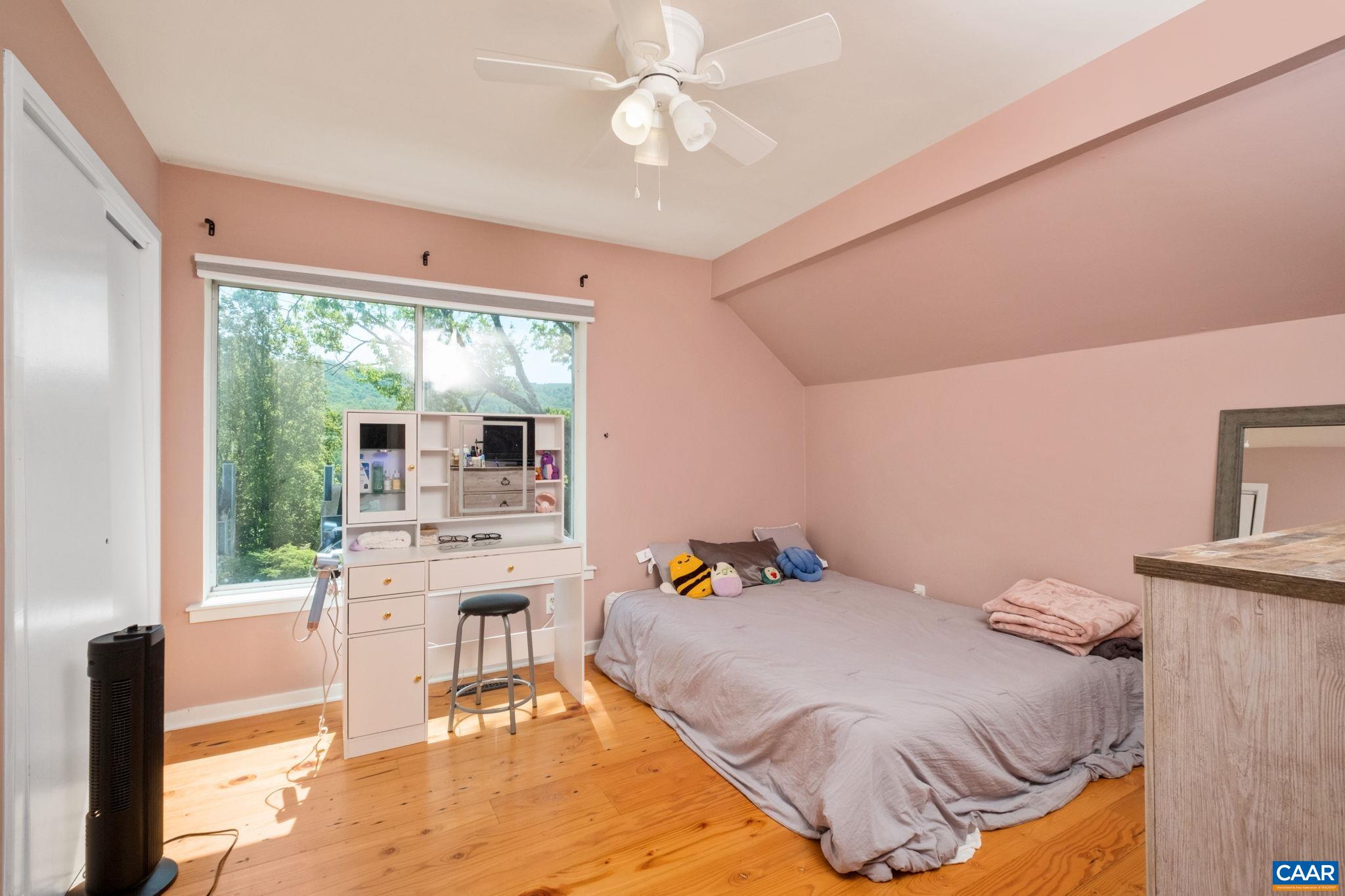 1256 MAPLE VIEW DR, CHARLOTTESVILLE, Virginia 22902, 3 Bedrooms Bedrooms, ,2 BathroomsBathrooms,Residential,1256 MAPLE VIEW DR,676327 MLS # 676327