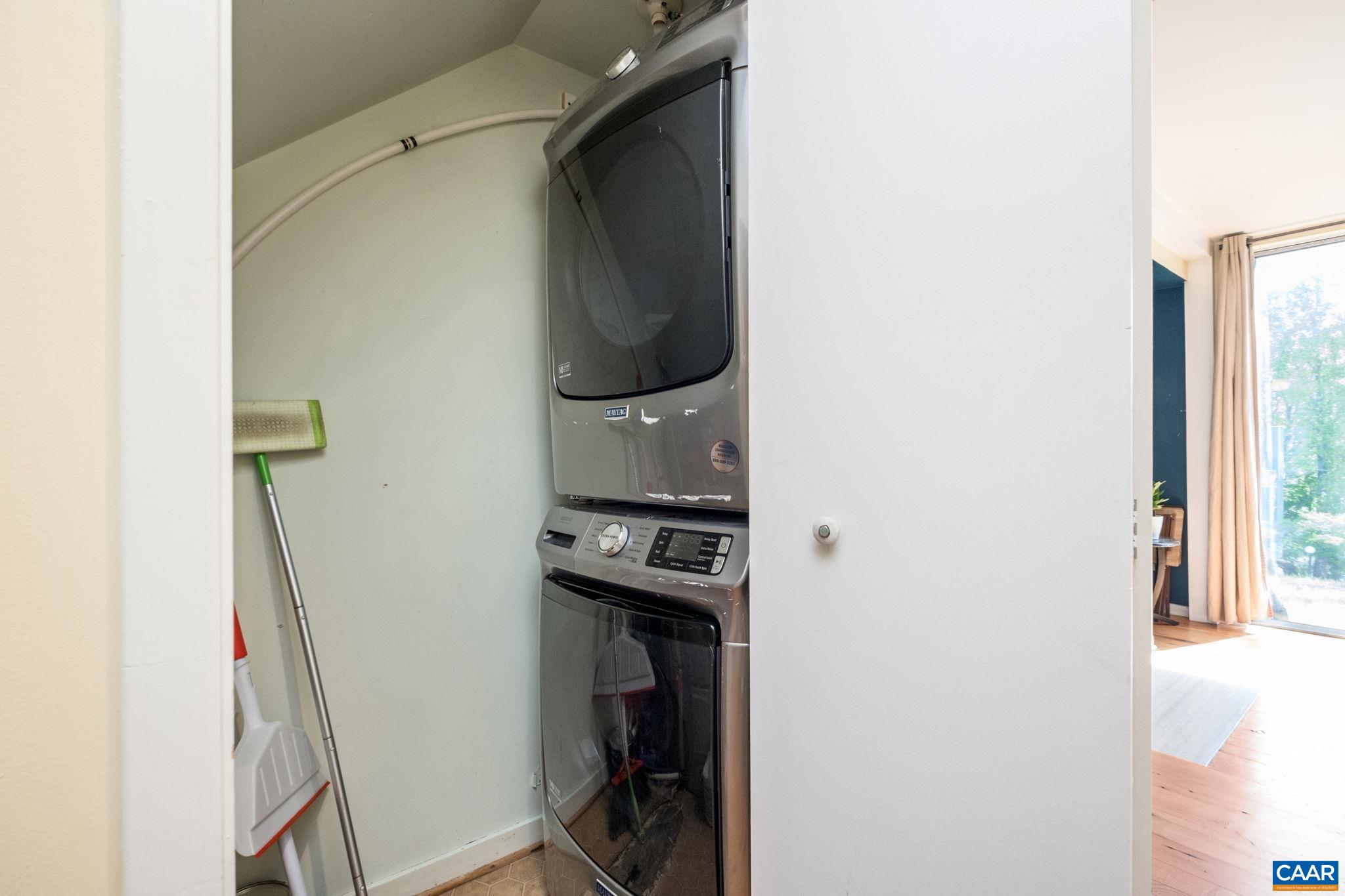 1256 MAPLE VIEW DR, CHARLOTTESVILLE, Virginia 22902, 3 Bedrooms Bedrooms, ,2 BathroomsBathrooms,Residential,1256 MAPLE VIEW DR,676327 MLS # 676327