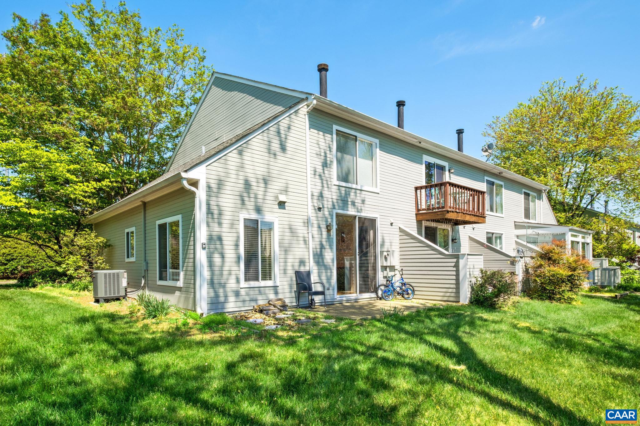 1256 MAPLE VIEW DR, CHARLOTTESVILLE, Virginia 22902, 3 Bedrooms Bedrooms, ,2 BathroomsBathrooms,Residential,1256 MAPLE VIEW DR,676327 MLS # 676327