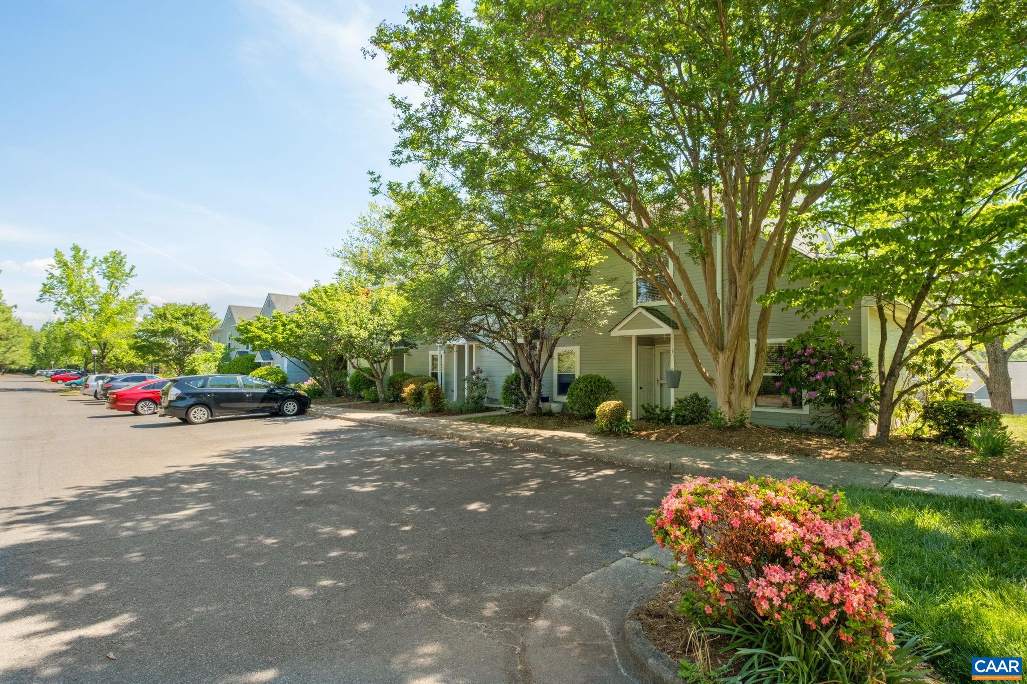 1256 MAPLE VIEW DR, CHARLOTTESVILLE, Virginia 22902, 3 Bedrooms Bedrooms, ,2 BathroomsBathrooms,Residential,1256 MAPLE VIEW DR,676327 MLS # 676327