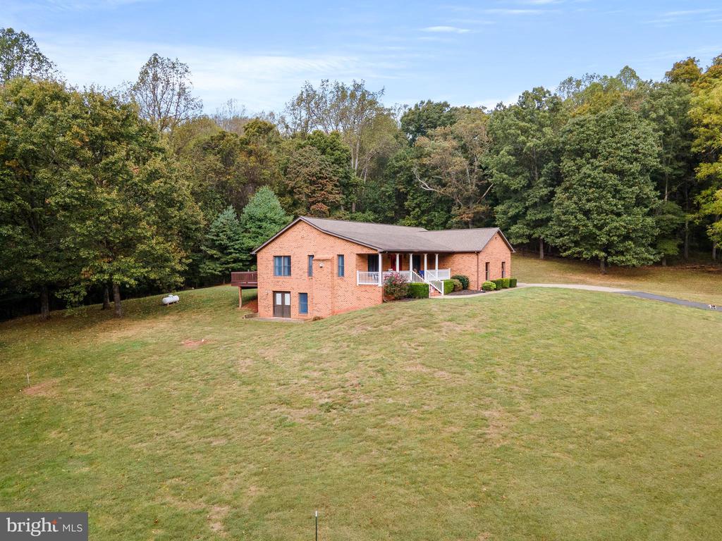 21246 CLARKS MOUNTAIN ROAD, RAPIDAN, Virginia 22733, 3 Bedrooms Bedrooms, ,3 BathroomsBathrooms,Residential,21246 CLARKS MOUNTAIN ROAD,VAOR2013976 MLS # VAOR2013976