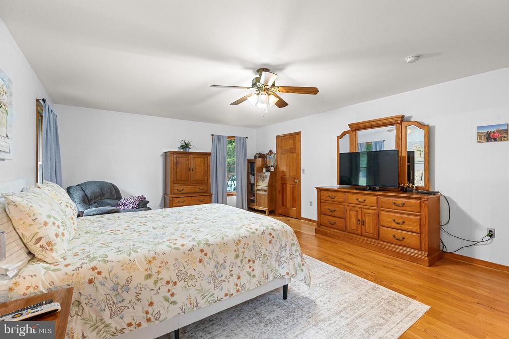 21246 CLARKS MOUNTAIN ROAD, RAPIDAN, Virginia 22733, 3 Bedrooms Bedrooms, ,3 BathroomsBathrooms,Residential,21246 CLARKS MOUNTAIN ROAD,VAOR2013976 MLS # VAOR2013976