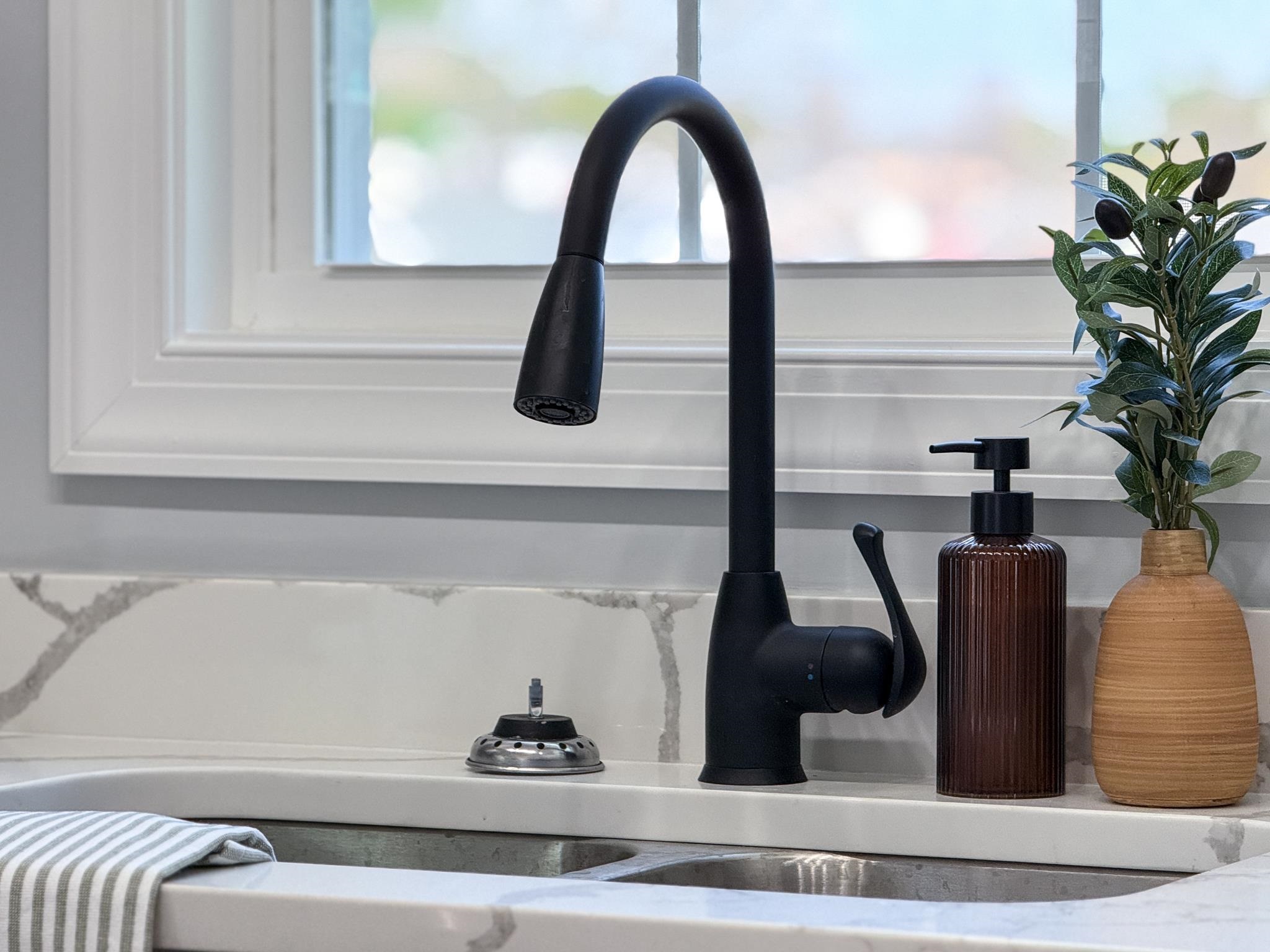 515 GRUBERT AVE, STAUNTON, Virginia 24401, 3 Bedrooms Bedrooms, ,2 BathroomsBathrooms,Residential,515 GRUBERT AVE,675619 MLS # 675619