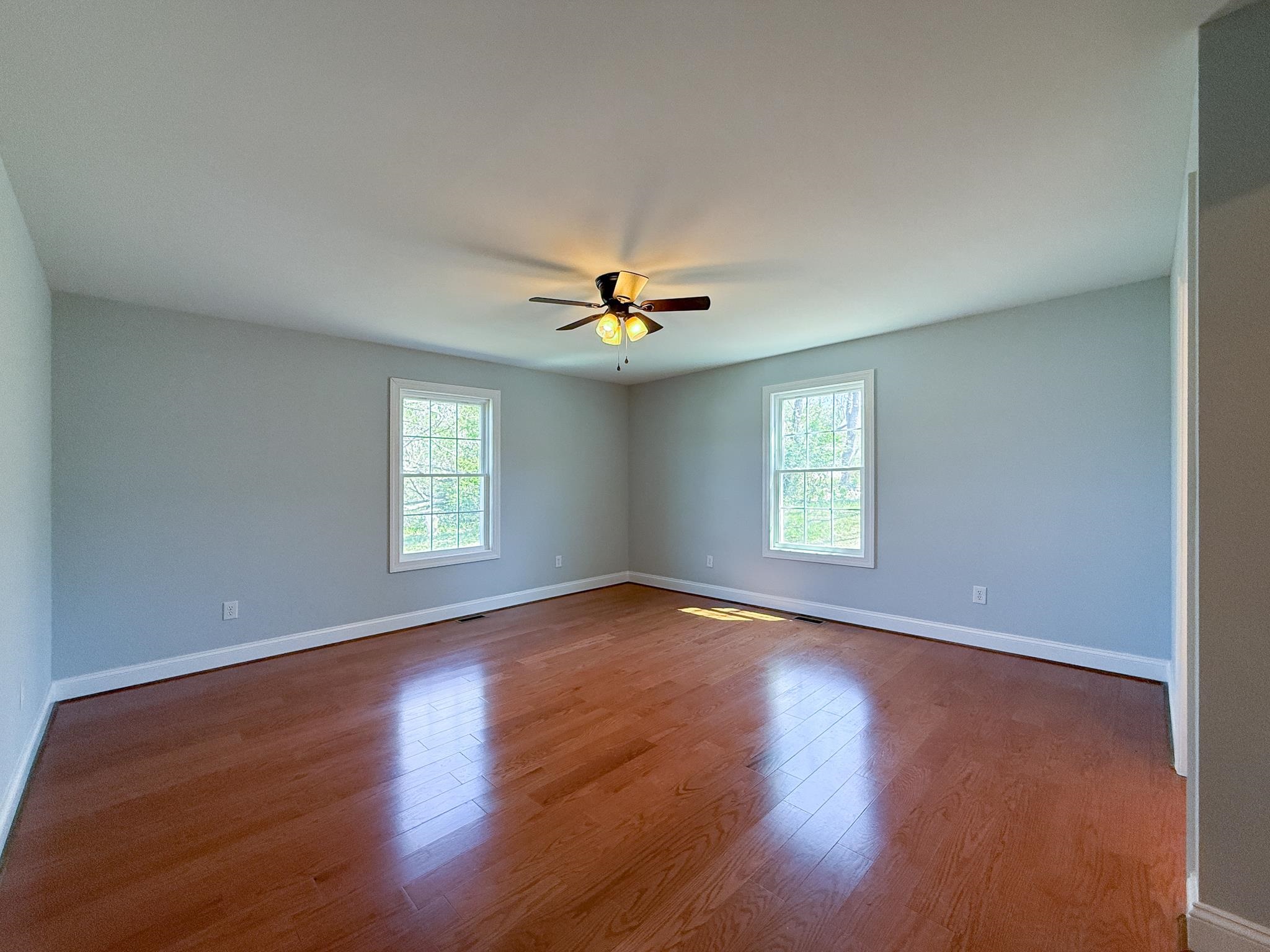 515 GRUBERT AVE, STAUNTON, Virginia 24401, 3 Bedrooms Bedrooms, ,2 BathroomsBathrooms,Residential,515 GRUBERT AVE,675619 MLS # 675619