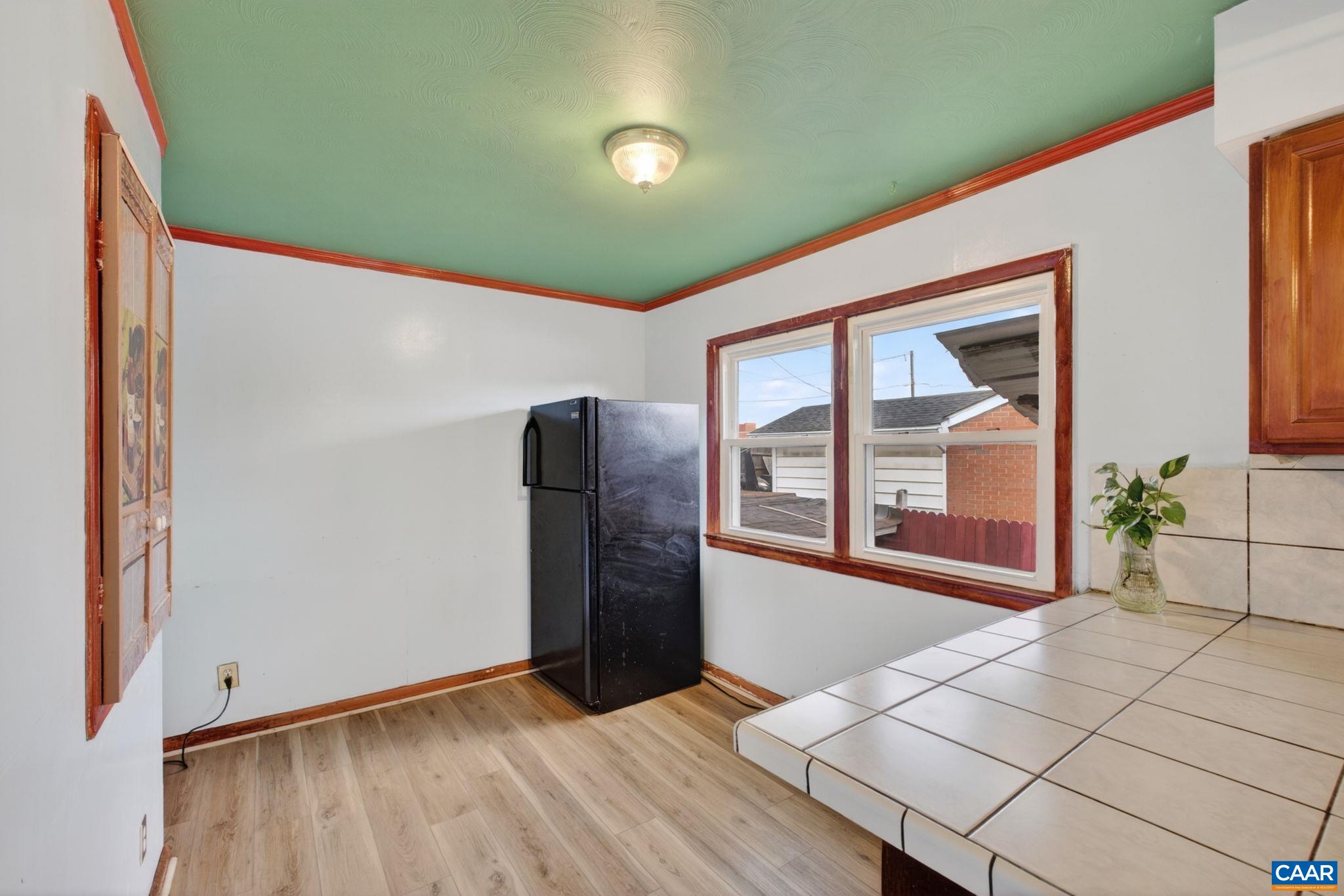 619 BROAD ST, HARRISONBURG, Virginia 22802, 3 Bedrooms Bedrooms, ,3 BathroomsBathrooms,Residential,619 BROAD ST,676331 MLS # 676331