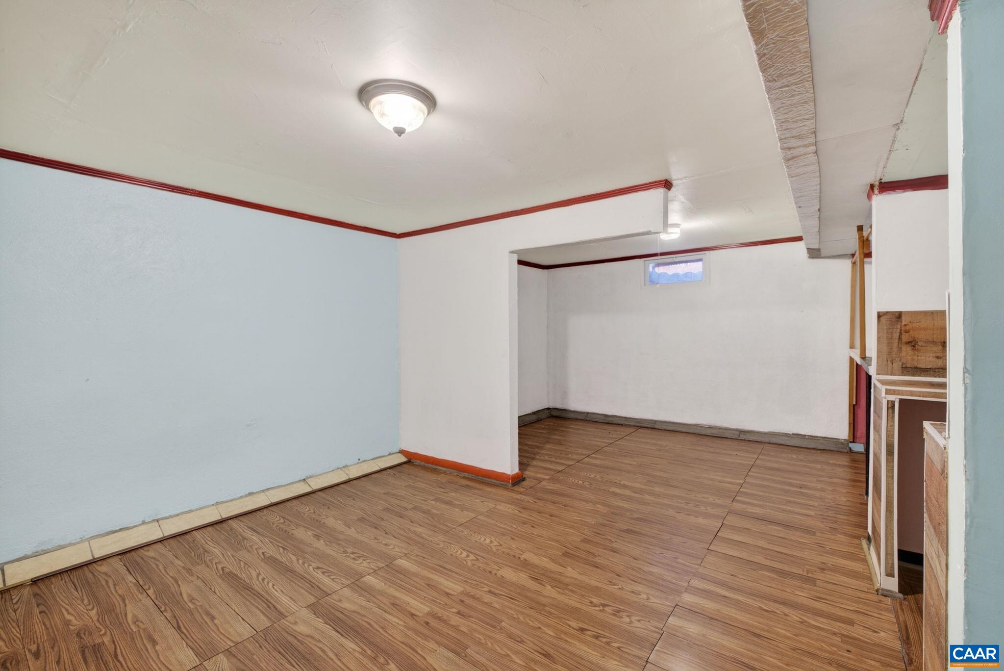 619 BROAD ST, HARRISONBURG, Virginia 22802, 3 Bedrooms Bedrooms, ,3 BathroomsBathrooms,Residential,619 BROAD ST,676331 MLS # 676331