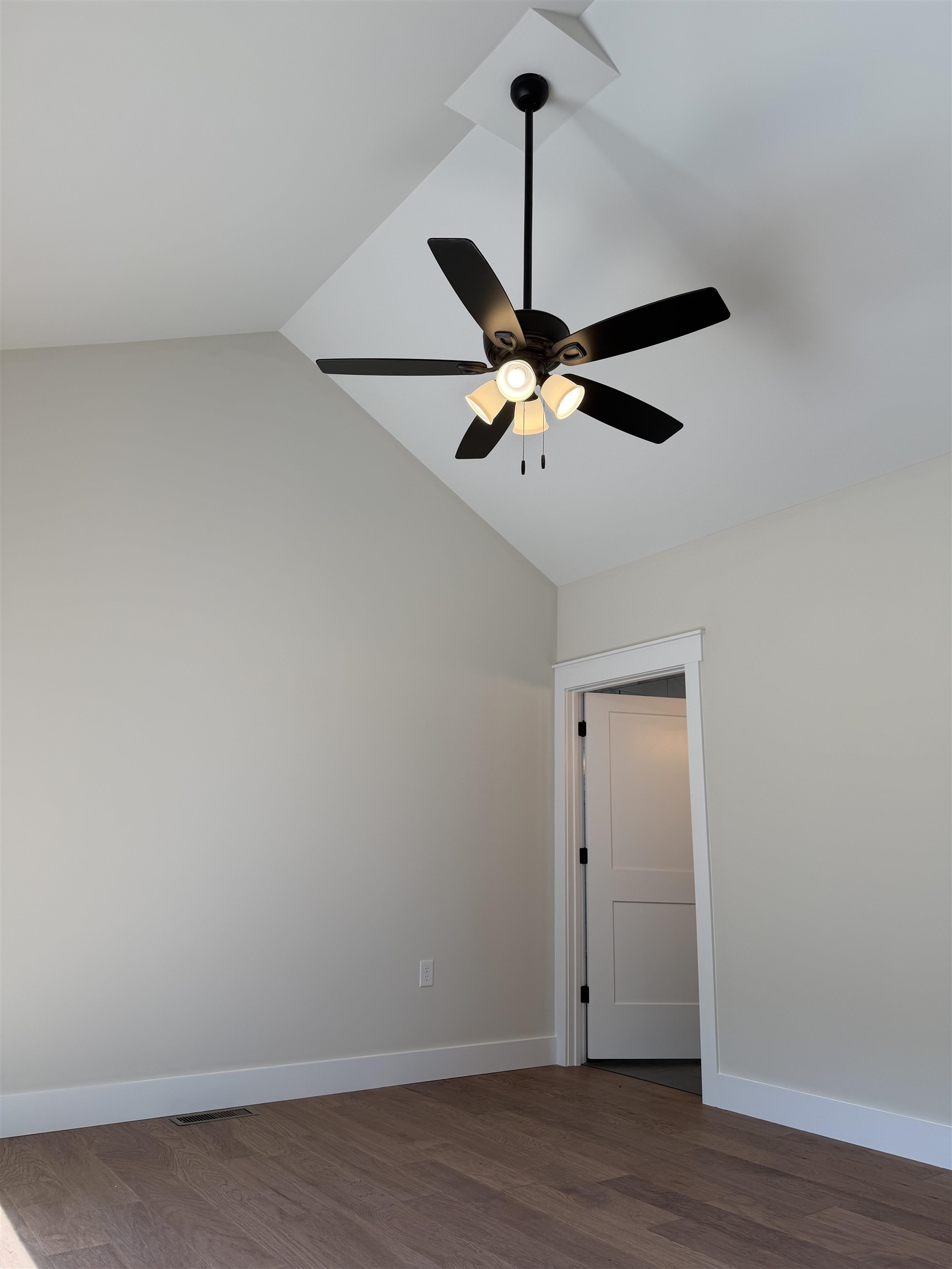 9 BIRCH COVE, FISHERSVILLE, Virginia 22939, 4 Bedrooms Bedrooms, ,3 BathroomsBathrooms,Residential,9 BIRCH COVE,676333 MLS # 676333