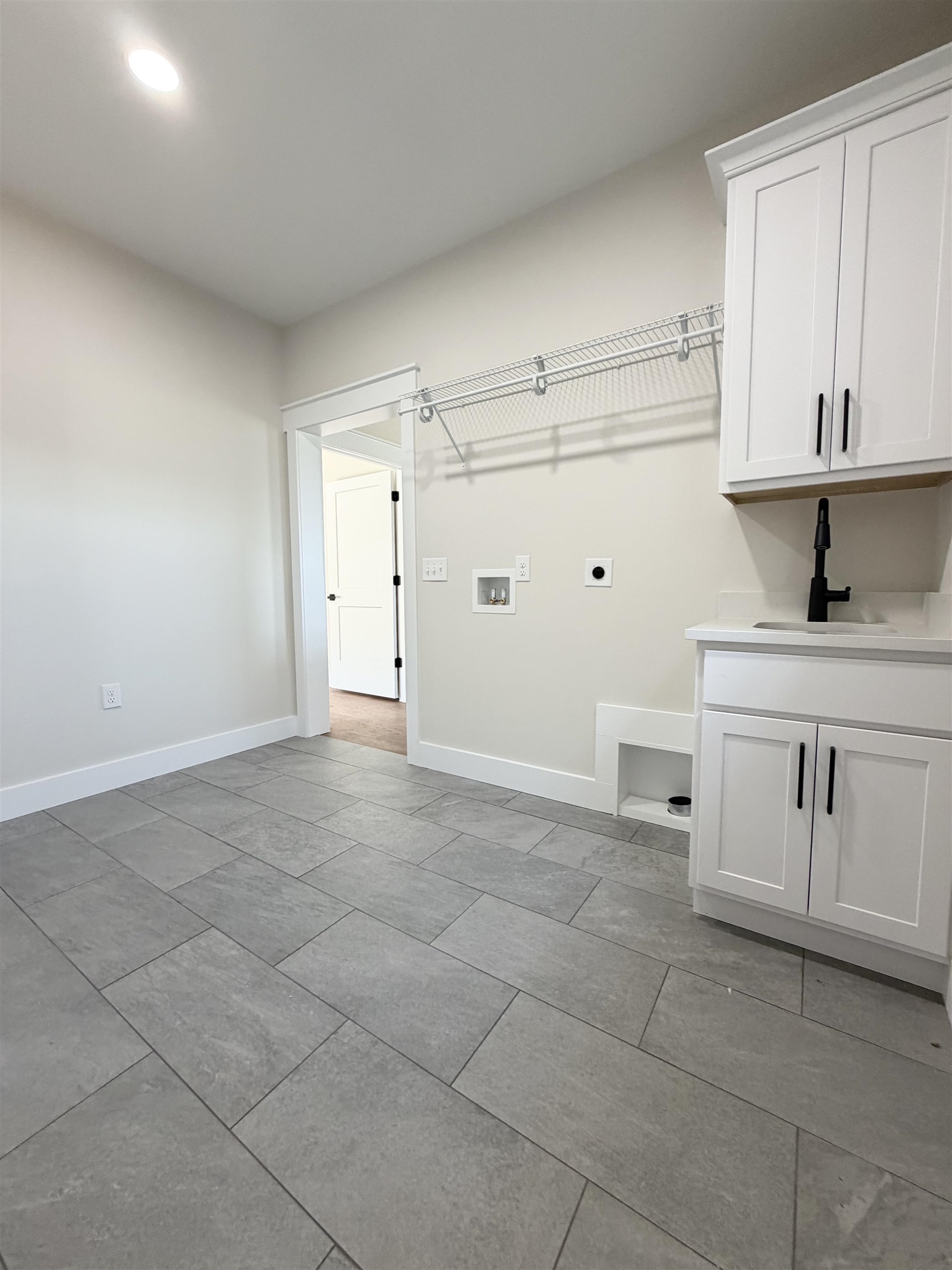 9 BIRCH COVE, FISHERSVILLE, Virginia 22939, 4 Bedrooms Bedrooms, ,3 BathroomsBathrooms,Residential,9 BIRCH COVE,676333 MLS # 676333