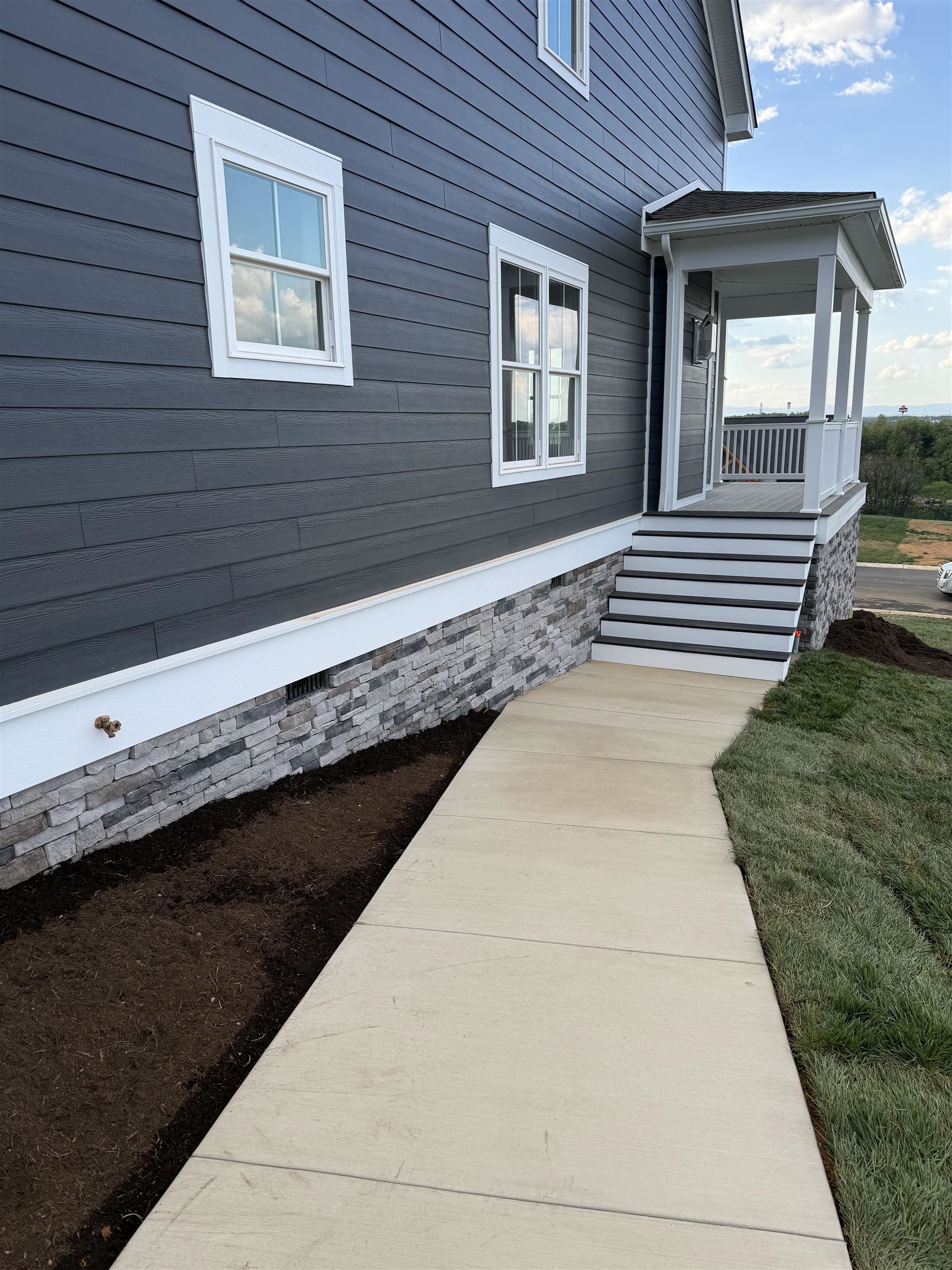 9 BIRCH COVE, FISHERSVILLE, Virginia 22939, 4 Bedrooms Bedrooms, ,3 BathroomsBathrooms,Residential,9 BIRCH COVE,676333 MLS # 676333