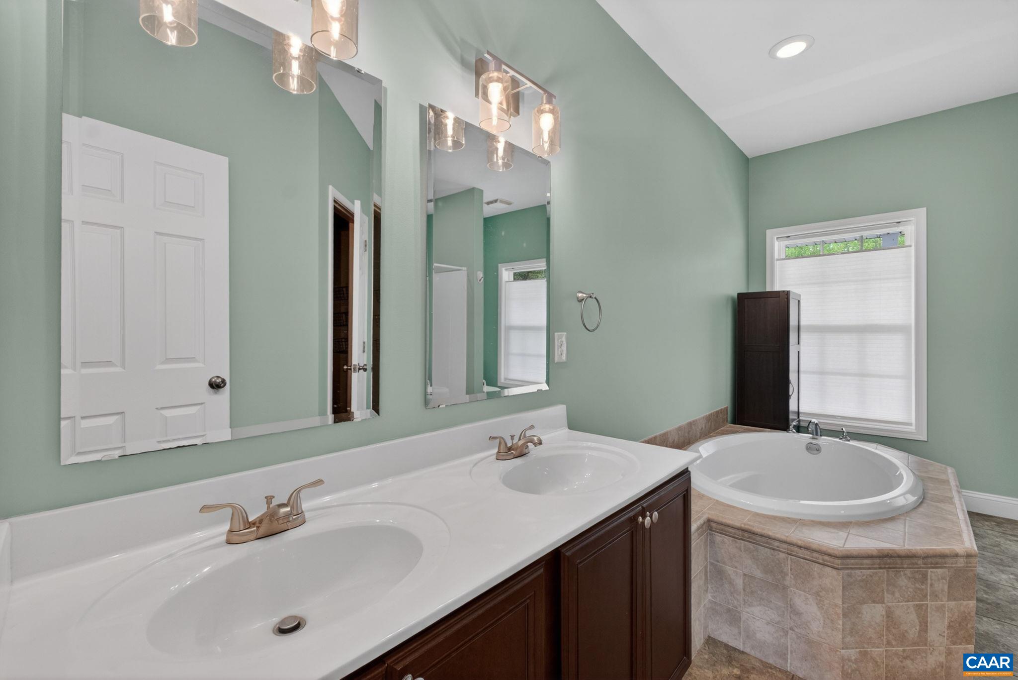 742 WHITE HALL RD, KESWICK, Virginia 22947, 4 Bedrooms Bedrooms, ,2 BathroomsBathrooms,Residential,742 WHITE HALL RD,676336 MLS # 676336