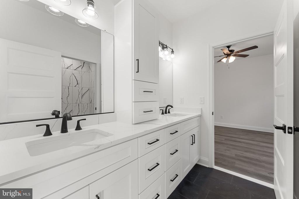 6581 VALLEY DR, WARRENTON, Virginia 20187, 4 Bedrooms Bedrooms, ,2 BathroomsBathrooms,Residential,6581 VALLEY DR,VAFQ2019714 MLS # VAFQ2019714