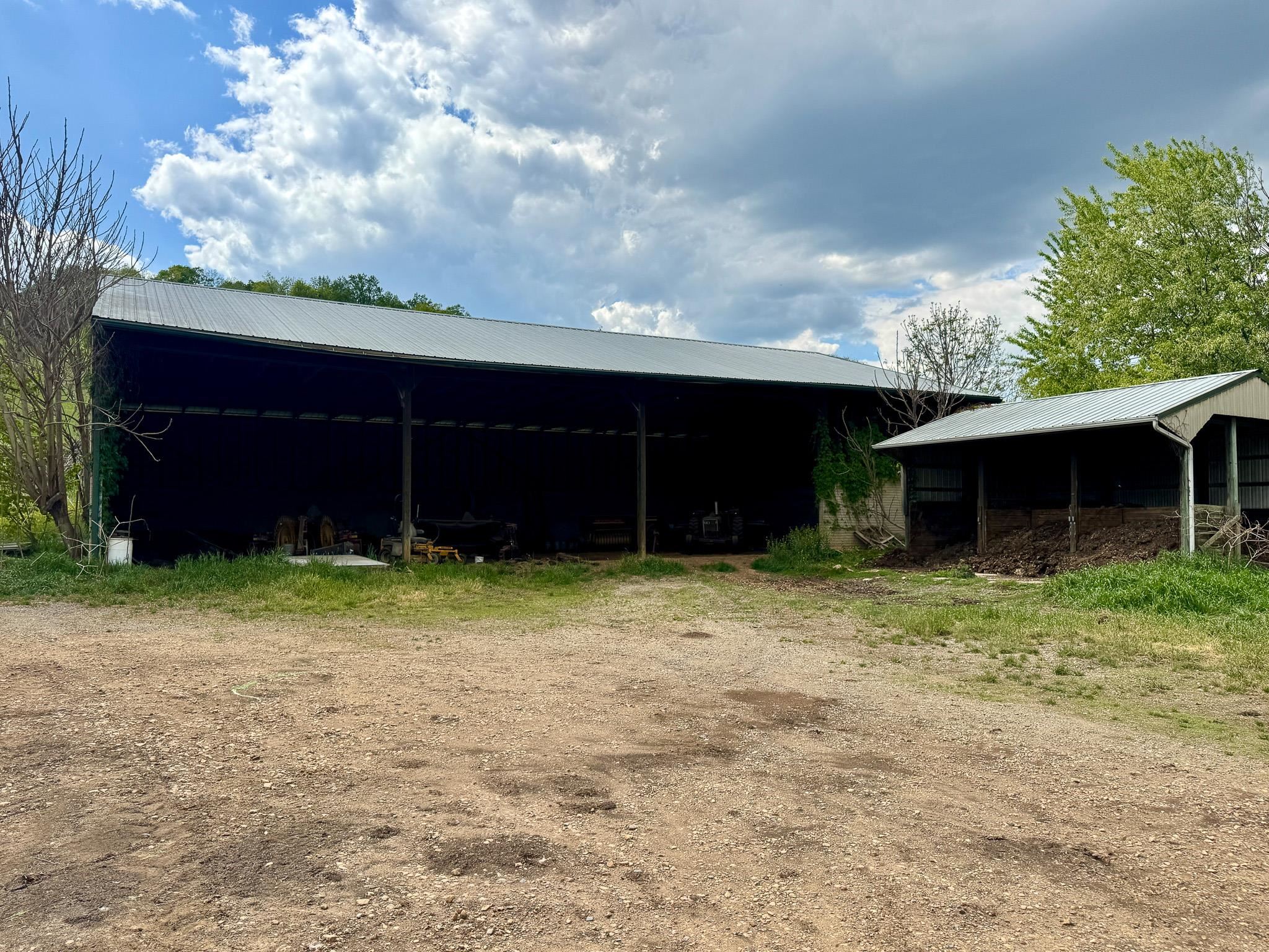 189 OAK RIDGE LN, STAUNTON, Virginia 24401, ,Farm,189 OAK RIDGE LN,676354 MLS # 676354