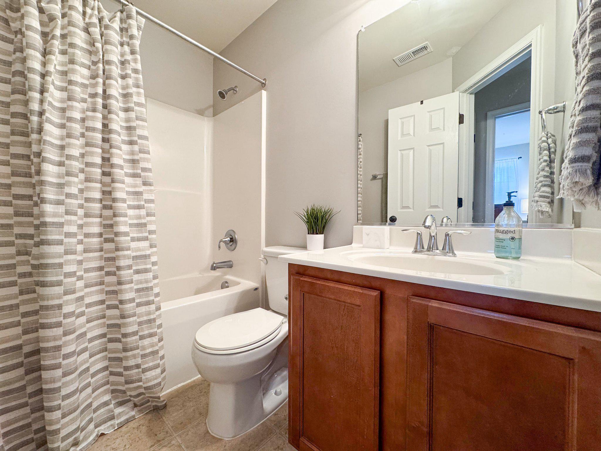 2337 DRAKE LN, FREDERICKSBURG, Virginia 22408, 3 Bedrooms Bedrooms, ,2 BathroomsBathrooms,Residential,2337 DRAKE LN,VASP2040828 MLS # VASP2040828