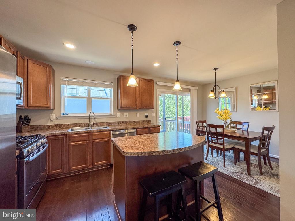 2337 DRAKE LN, FREDERICKSBURG, Virginia 22408, 3 Bedrooms Bedrooms, ,2 BathroomsBathrooms,Residential,2337 DRAKE LN,VASP2040828 MLS # VASP2040828