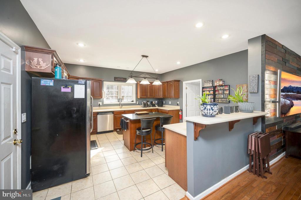 11326 WHEELER RD, SPOTSYLVANIA, Virginia 22551, 3 Bedrooms Bedrooms, ,2 BathroomsBathrooms,Residential,11326 WHEELER RD,VASP2041058 MLS # VASP2041058