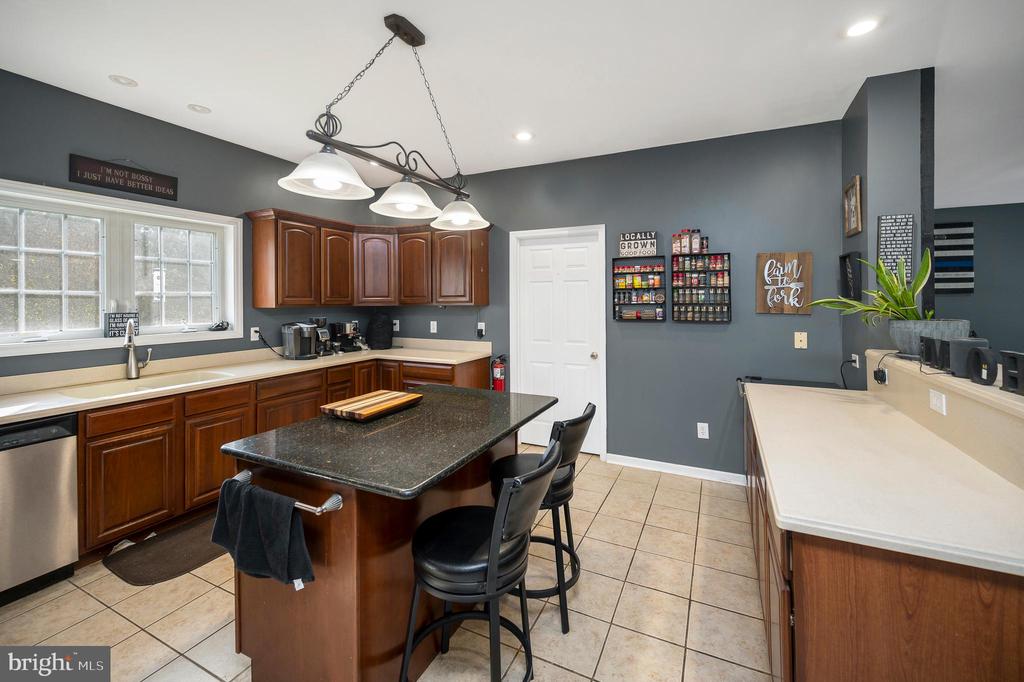 11326 WHEELER RD, SPOTSYLVANIA, Virginia 22551, 3 Bedrooms Bedrooms, ,2 BathroomsBathrooms,Residential,11326 WHEELER RD,VASP2041058 MLS # VASP2041058