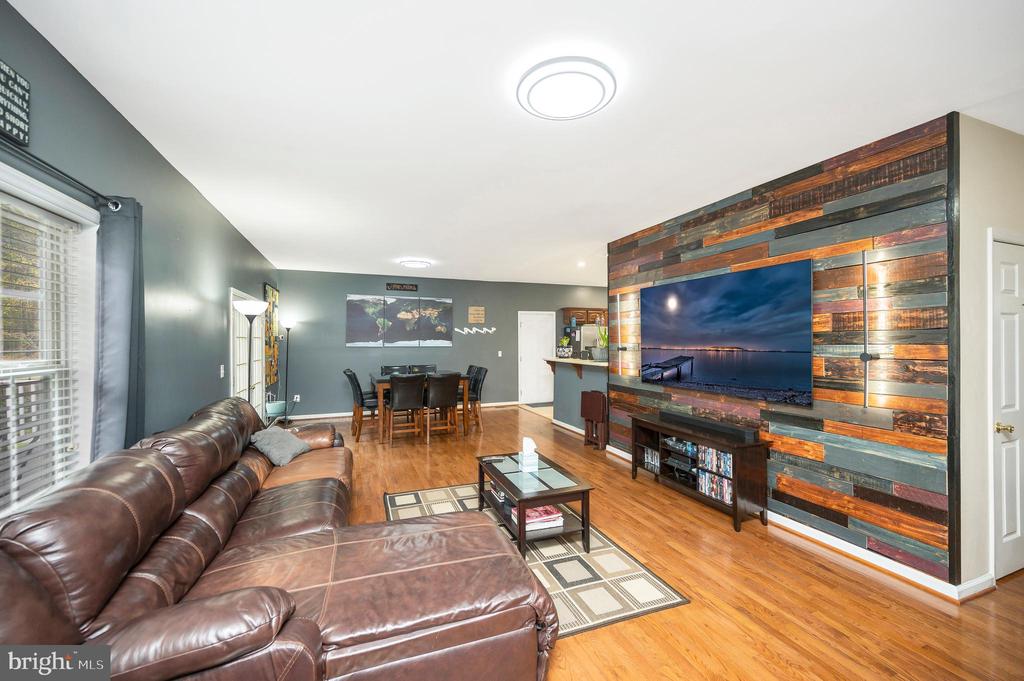 11326 WHEELER RD, SPOTSYLVANIA, Virginia 22551, 3 Bedrooms Bedrooms, ,2 BathroomsBathrooms,Residential,11326 WHEELER RD,VASP2041058 MLS # VASP2041058