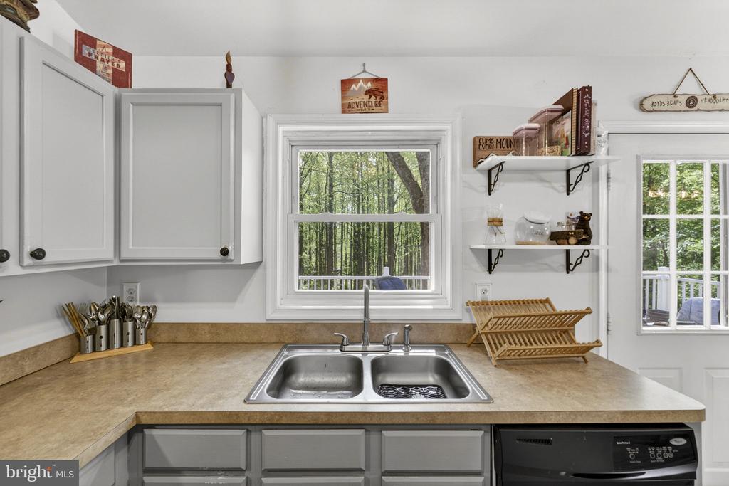 19106 LOGGERS RD, CULPEPER, Virginia 22701, 3 Bedrooms Bedrooms, ,2 BathroomsBathrooms,Residential,19106 LOGGERS RD,VACU2013364 MLS # VACU2013364