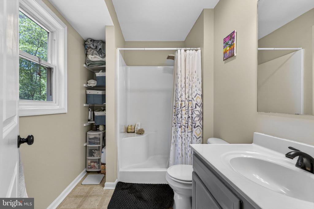 19106 LOGGERS RD, CULPEPER, Virginia 22701, 3 Bedrooms Bedrooms, ,2 BathroomsBathrooms,Residential,19106 LOGGERS RD,VACU2013364 MLS # VACU2013364