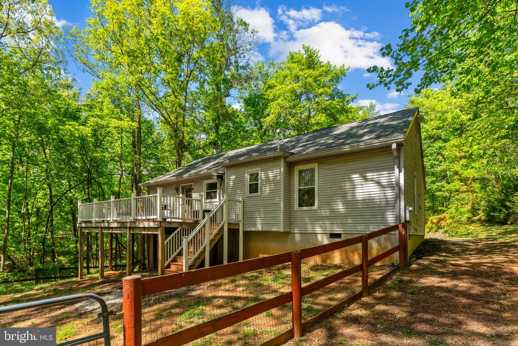 19106 LOGGERS RD, CULPEPER, Virginia 22701, 3 Bedrooms Bedrooms, ,2 BathroomsBathrooms,Residential,19106 LOGGERS RD,VACU2013364 MLS # VACU2013364